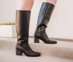 Women's Baretraps Thalia Knee High Boots