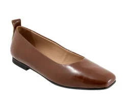 Women's Bueno Elizabeth Flats