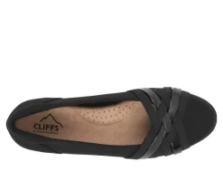 Women's Cliffs by White Mountain Chic Flats