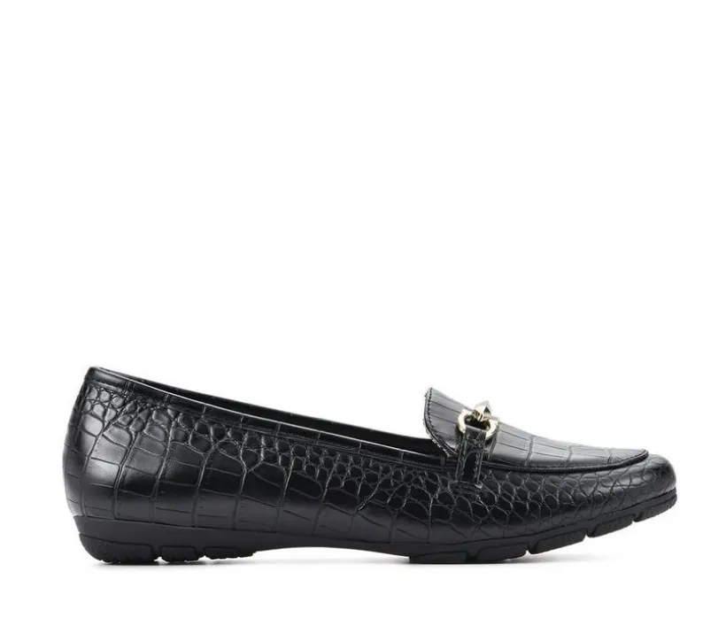Women's Cliffs by White Mountain Glowing Loafers