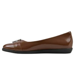 Women's Cliffs by White Mountain Miliani Flats