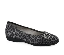 Women's Cliffs by White Mountain Calming Flats