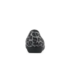 Women's Cliffs by White Mountain Calming Flats