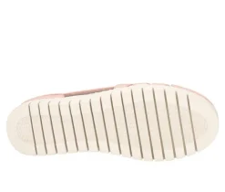 Women's Easy Street Bugsy Slip Ons