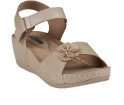 Women's GC Shoes Maxwell Wedge Sandals
