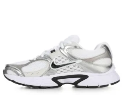 Women's Nike V5 RNR Sneakers