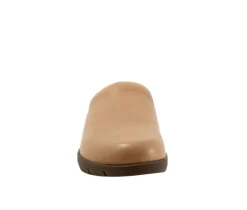 Women's Softwalk Andria Clogs