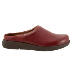 Women's Softwalk Andria Clogs