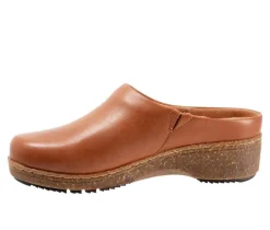 Women's Softwalk Arvada Clogs