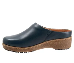 Women's Softwalk Arvada Clogs