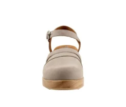 Women's Softwalk Fillmore Clogs