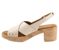 Women's Softwalk Florence Clogs