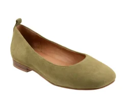 Women's Softwalk Kiris Flats