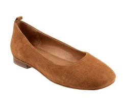 Women's Softwalk Kiris Flats