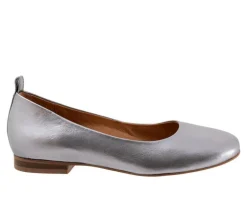 Women's Softwalk Kiris Flats