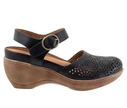 Women's Softwalk Mabelle Perf Clogs
