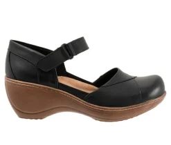 Women's Softwalk Miri Heeled Clogs