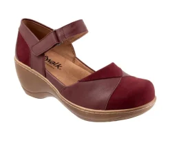 Women's Softwalk Miri Heeled Clogs