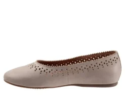 Women's Softwalk Selma Flats