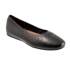 Women's Softwalk Selma Flats