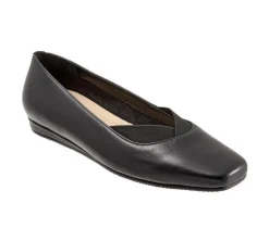 Women's Softwalk Vianna Flats