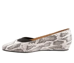 Women's Softwalk Vianna Flats