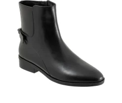 Women's Trotters Annette Booties