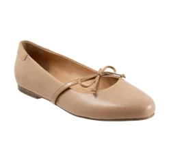 Women's Trotters Carissa Flats