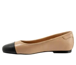 Women's Trotters Clara Flats