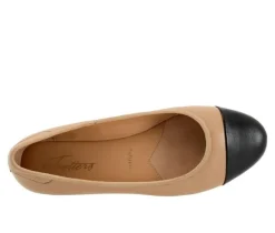 Women's Trotters Clara Flats