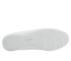 Women's Trotters Dawson Moccasin Loafers