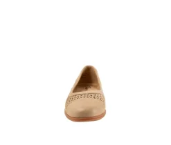 Women's Trotters Delmara Perf Flats
