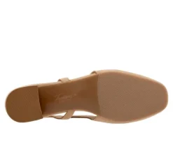 Women's Trotters Dottie Pumps