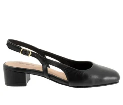 Women's Trotters Dottie Pumps