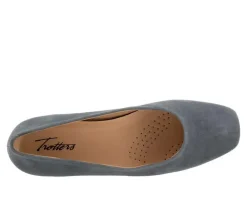 Women's Trotters Honor Flats