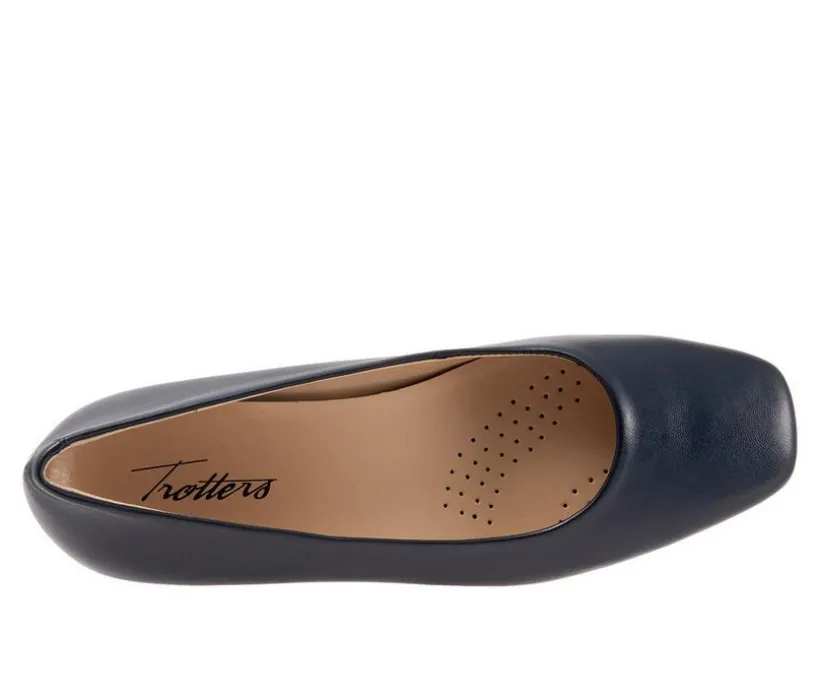 Women's Trotters Honor Flats