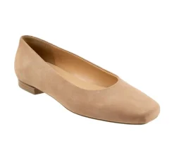 Women's Trotters Honor Flats