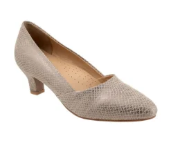 Women's Trotters Kylie Pumps