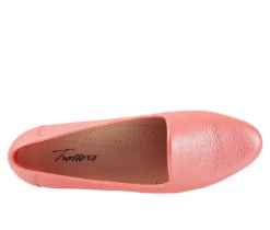 Women's Trotters Liz Tumbled Flats