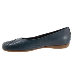 Women's Trotters Sasha Flats