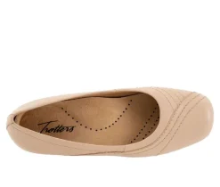 Women's Trotters Sasha Flats