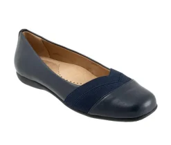 Women's Trotters Stella Flats