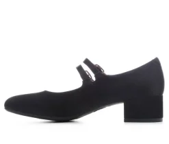 Women's White Mountain Courts Pumps