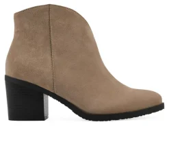 Women's White Mountain Tattle Booties