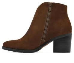 Women's White Mountain Tattle Booties